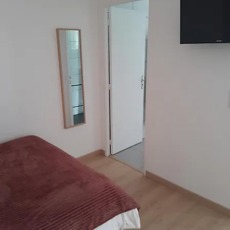 L'a N N E X E De Vic Le Comte Vic-le-Comte